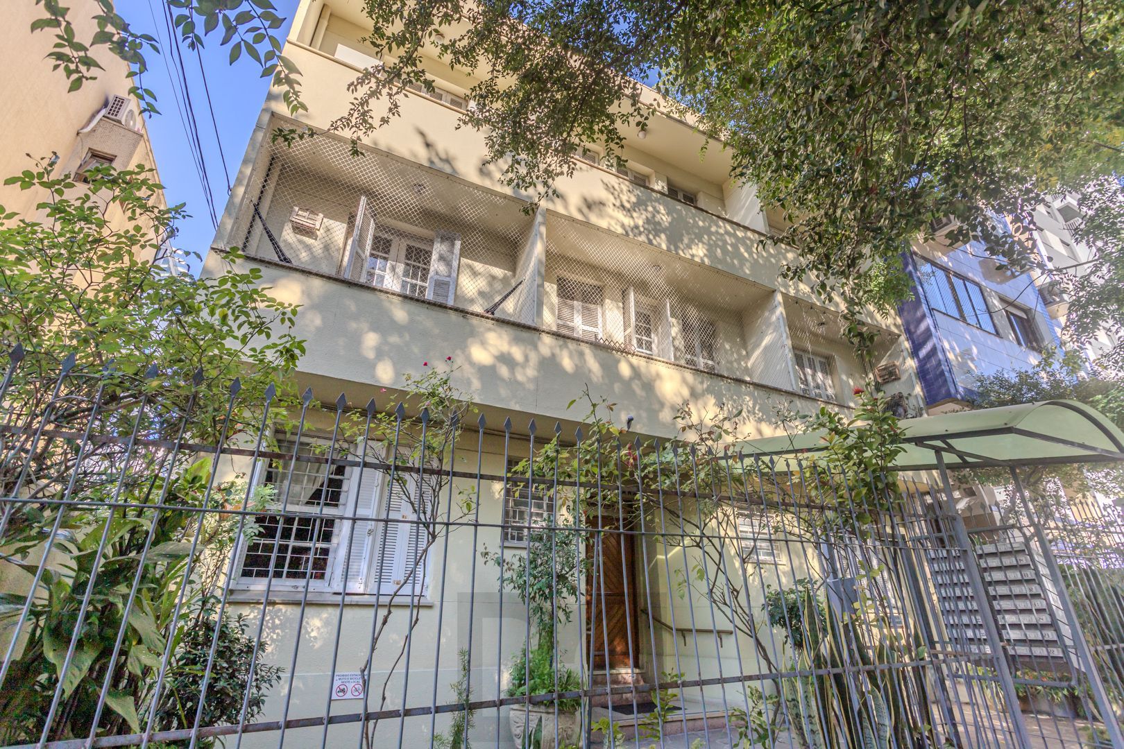 Apartamento no bairro Petrópolis de 3 dormitórios REFORMADO — foto 25