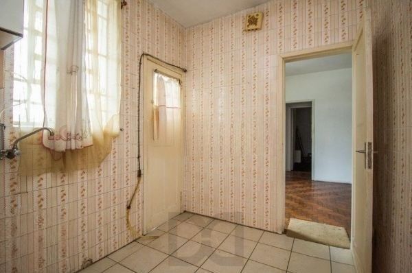 Apartamento de 3 dormitórios no bairro Santana DESOCUPADO — foto 16
