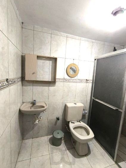 Casa sobrado no bairro Jardim do Salso DESOCUPADA — foto 8