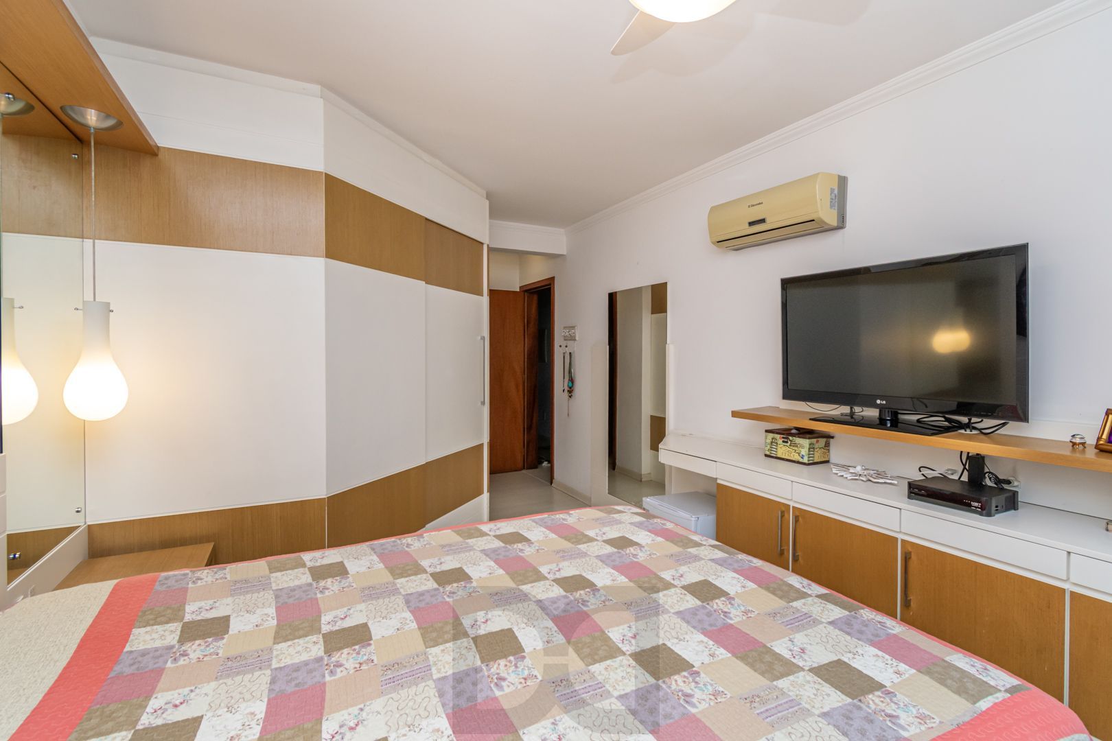 Apartamento no bairro Higienópolis de 3 dormitórios e 2 vagas — foto 18