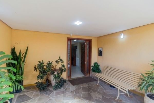 Apartamento no bairro Cristal de 1 dormitório REFORMADO E MOBILIADO — foto 25