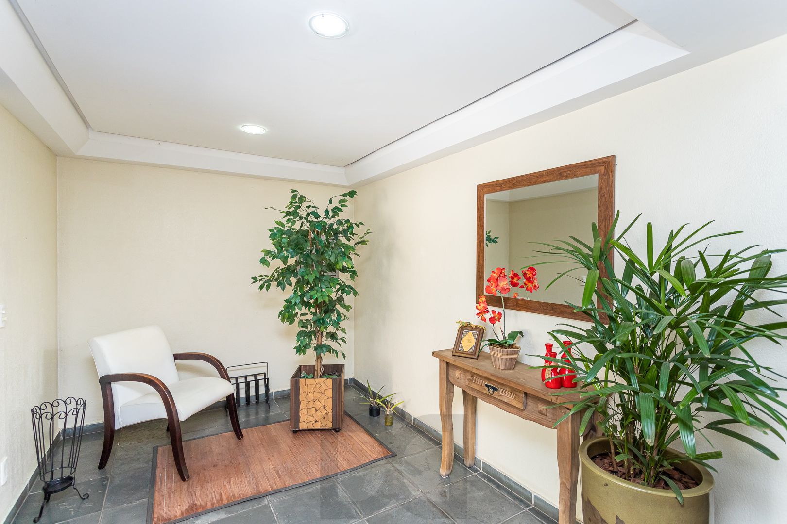 Apartamento diferenciado no bairro Nonoai de 3 dormitórios 2 vagas e infra — foto 52