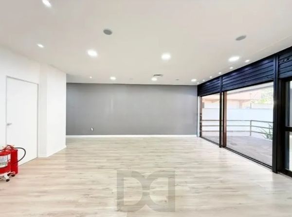 Loja Comercial na Av Cristóvão Colombo - DESOCUPADA — foto 6
