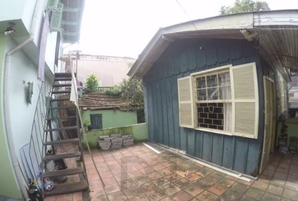 Casa sobrado no bairro Petrópolis de 4 dormitórios — foto 8