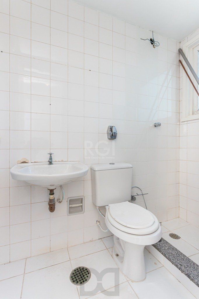 Apartamento no bairro Higienópolis com 190m² de 3 dormitórios e 2 vagas — foto 47