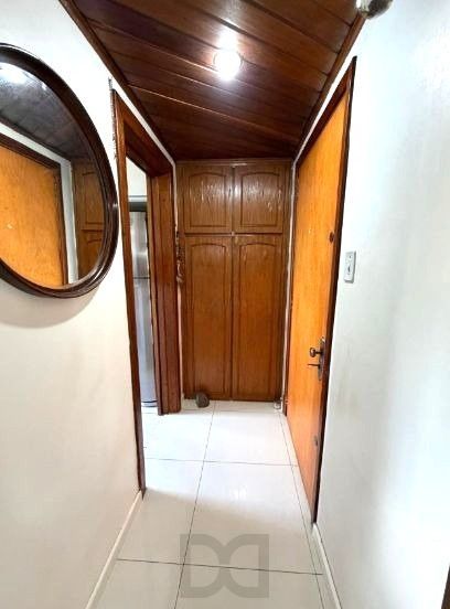 Apartamento no Humaitá de 2 dormitórios semi mobiliado — foto 9