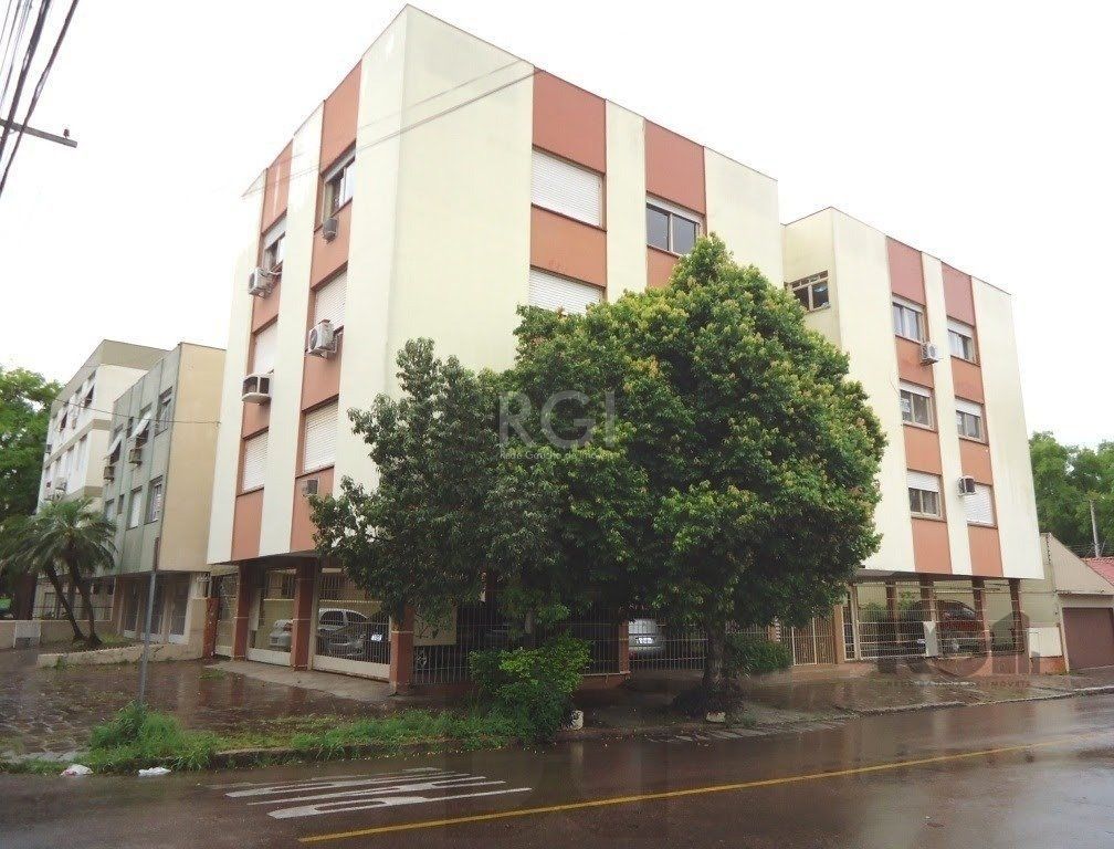 Apartamento de 2 dormitórios e vaga no Jardim do Salso — foto 1