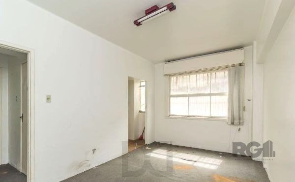 Apartamento de 1 dormitório, Centro Histórico desocupado — foto 3