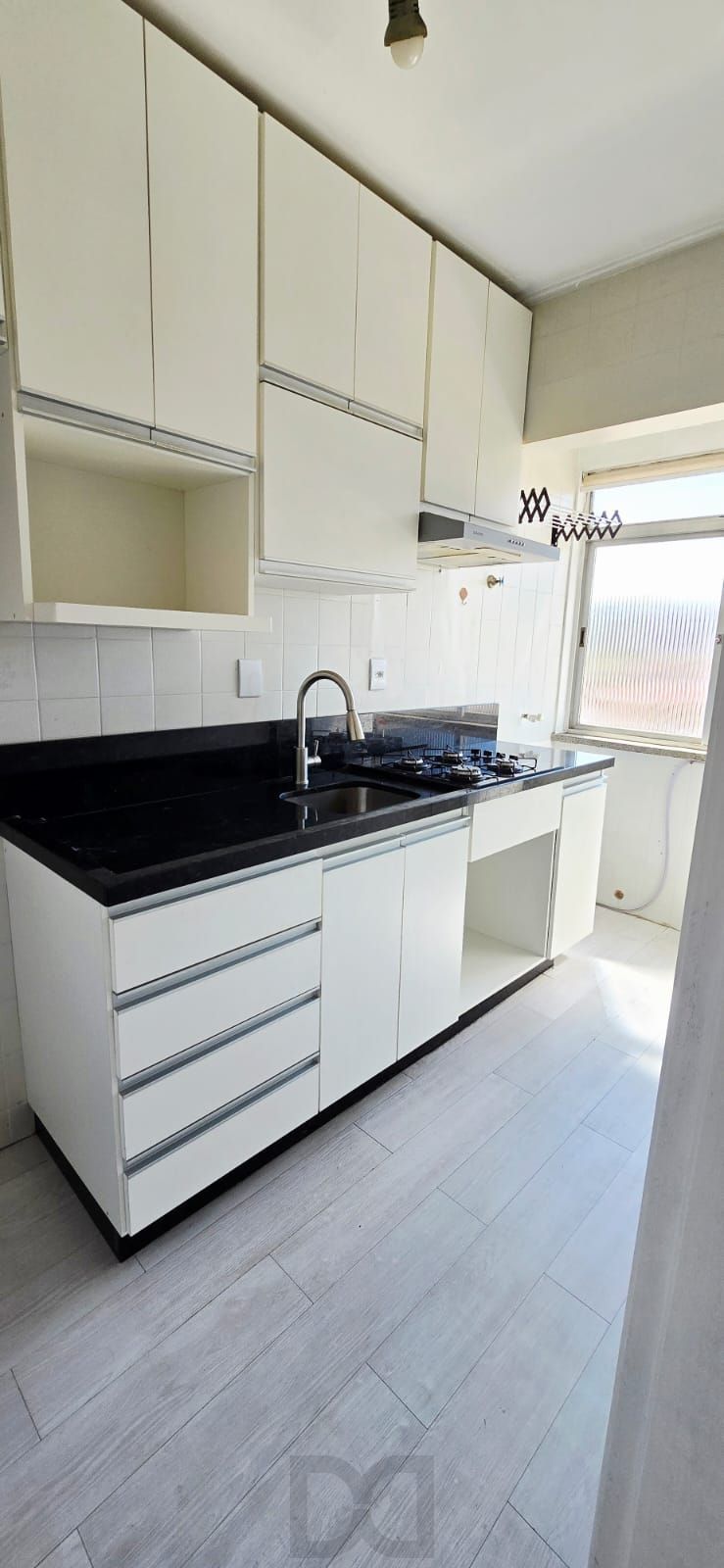 Apartamento no Passo D'areia de 1 dormitório e vaga DESOCUPADO — foto 7