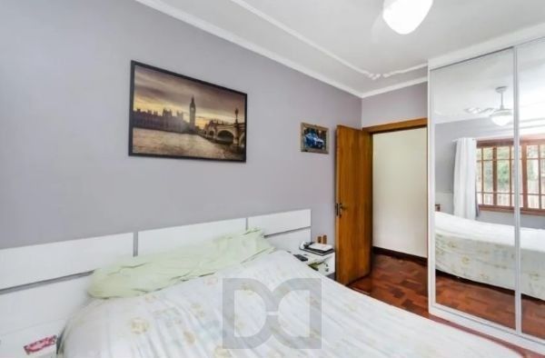 Casa / sobrado no bairro Jardim Itu de 3 dormitórios e pátio com piscina — foto 14