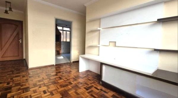 Apartamento no bairro Medianeira de 3 dormitórios DESOCUPADO — foto 3