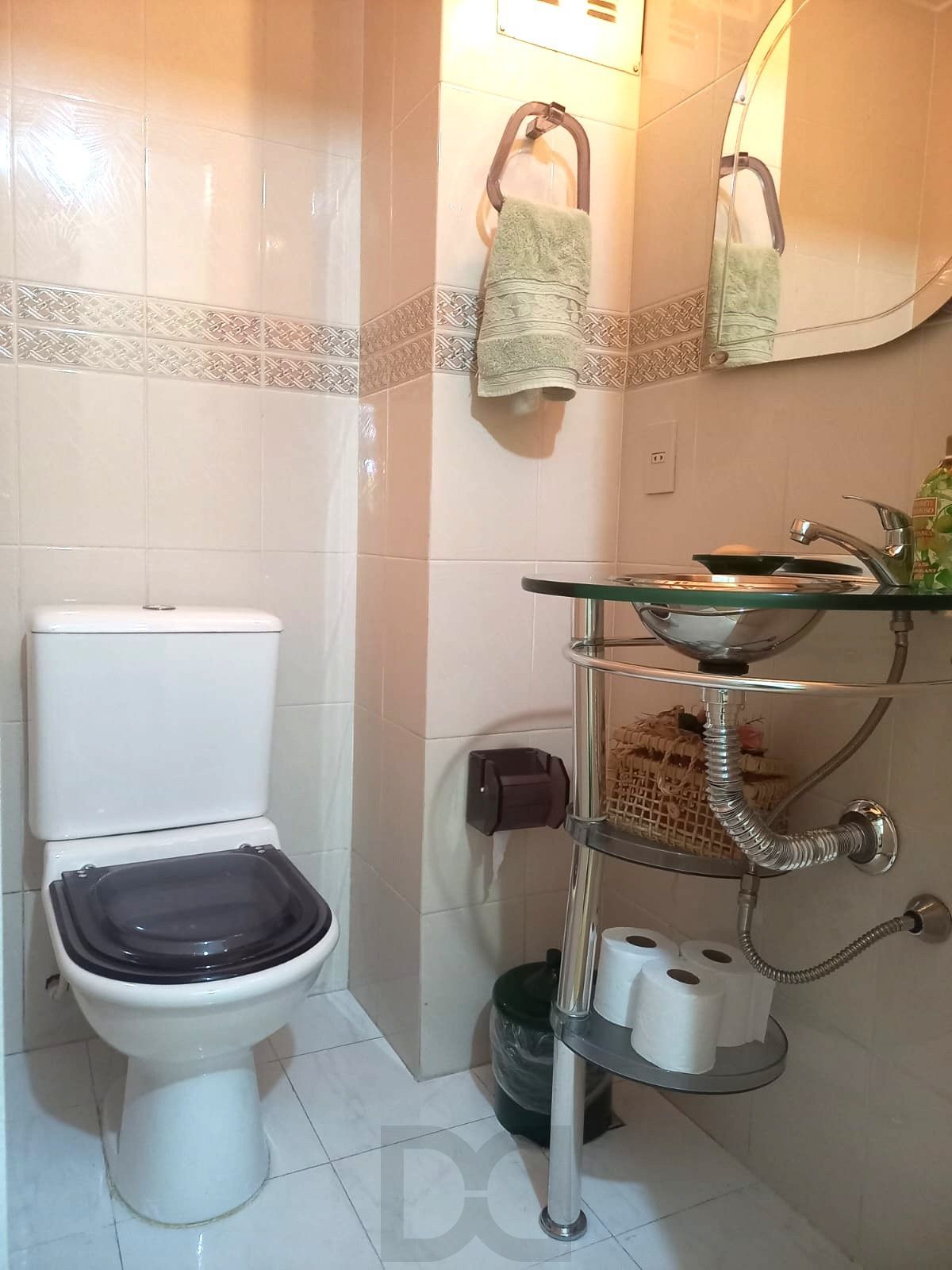 Apartamento no Menino Deus de 2 dormitórios e vaga DESOCUPADO — foto 7