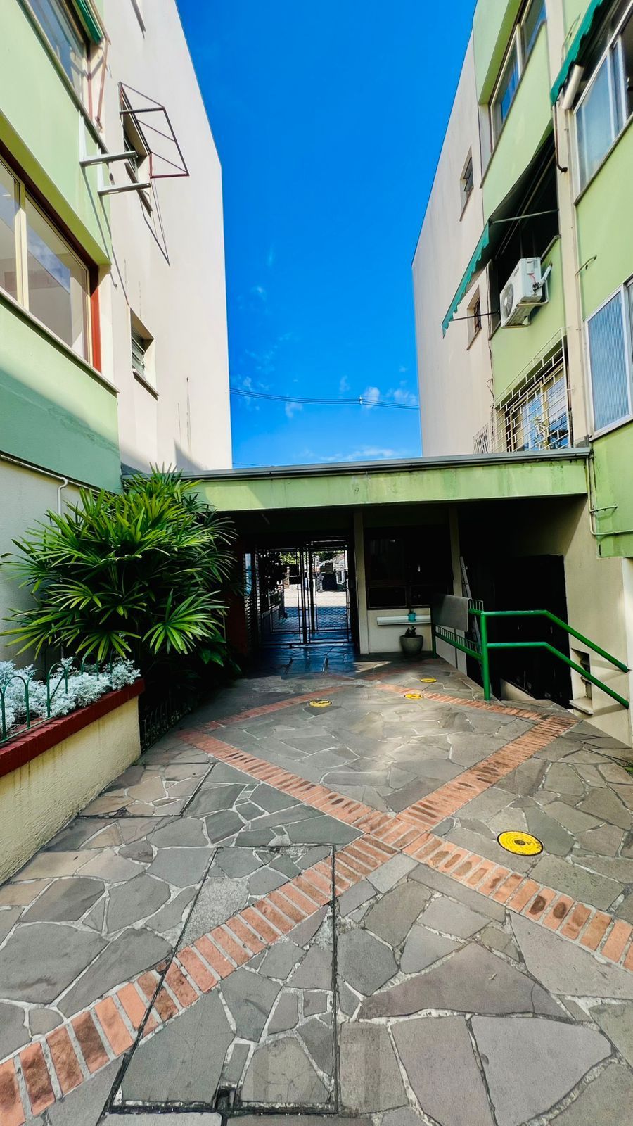 Apartamento no bairro Teresópolis de 2 dormitórios DESOCUPADO — foto 21