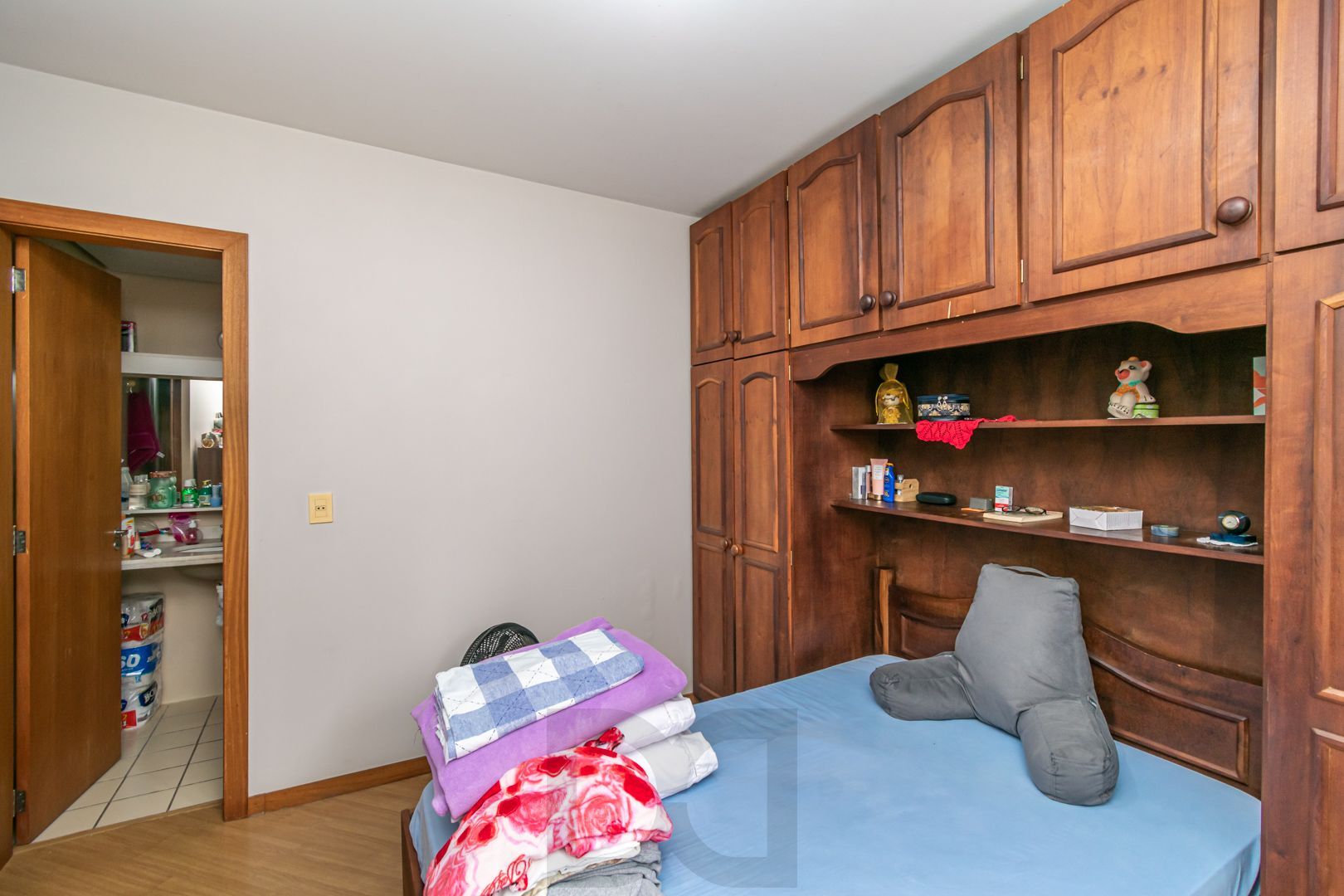 Apartamento de 2 dormitórios, vaga e infra DESOCUPADO — foto 9