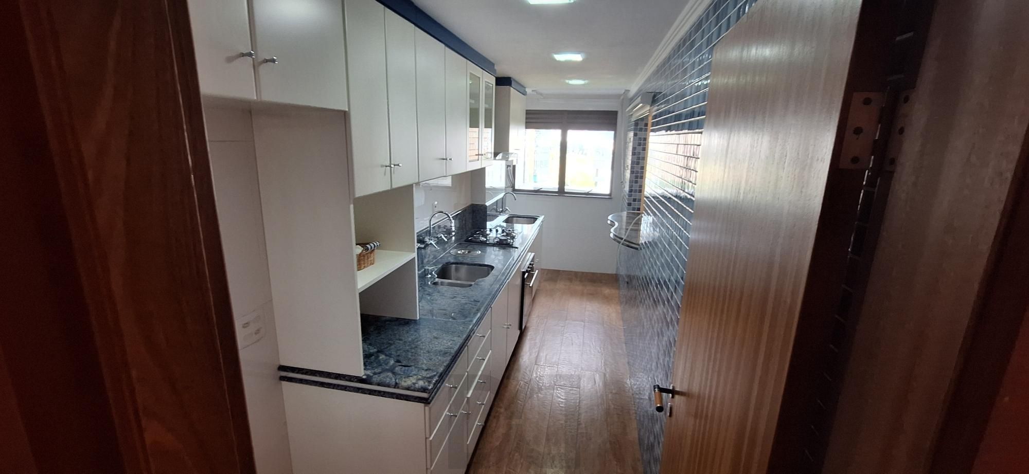 LINDO APARTAMENTO COM VISTAS NA MELHOR LOCALIZAÇÃO DO BAIRRO PETRÓPOLIS — foto 13