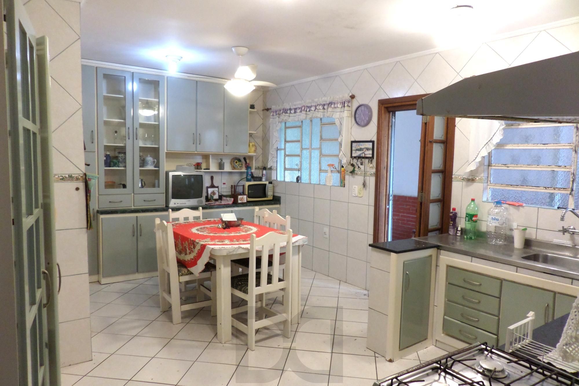 Casa no bairro Ipanema de 3 dormitórios e 2 vagas DESOCUPADA — foto 34