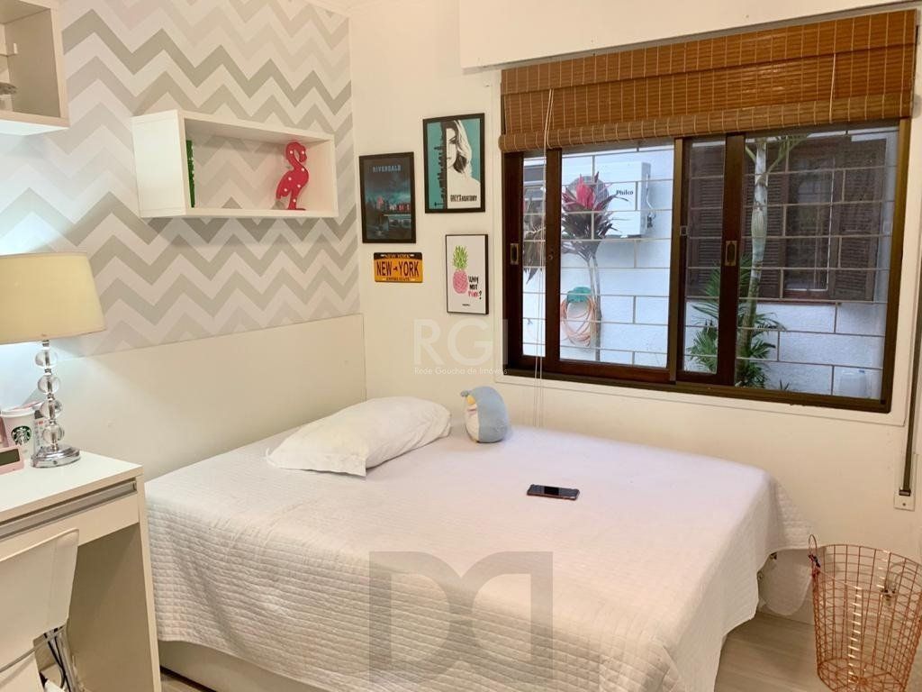 Casa para Venda - 323m², 4 dormitórios, sendo 2 suites, 3 vagas - Jardim Itu — foto 19
