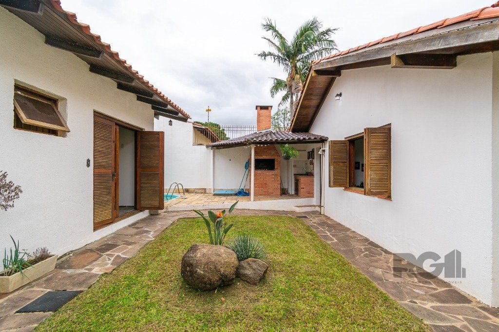 Casa no Jardim Itu com 6 dormitórios e 2 vagas e piscina — foto 77