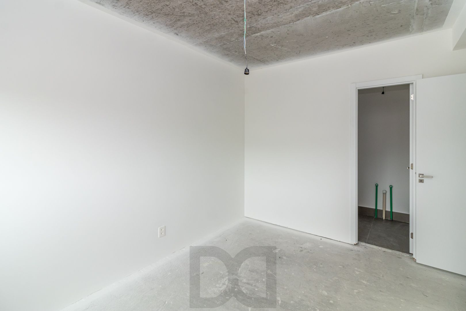 Apartamento no Go Cidade Baixa de 2 dormitórios vaga e infra  DESOCUPADO — foto 14