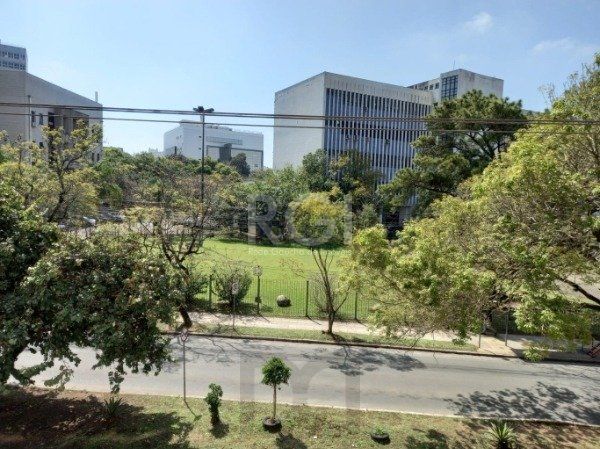 Apartamento no Bom Fim de 3 dormitórios DESOCUPADO — foto 17