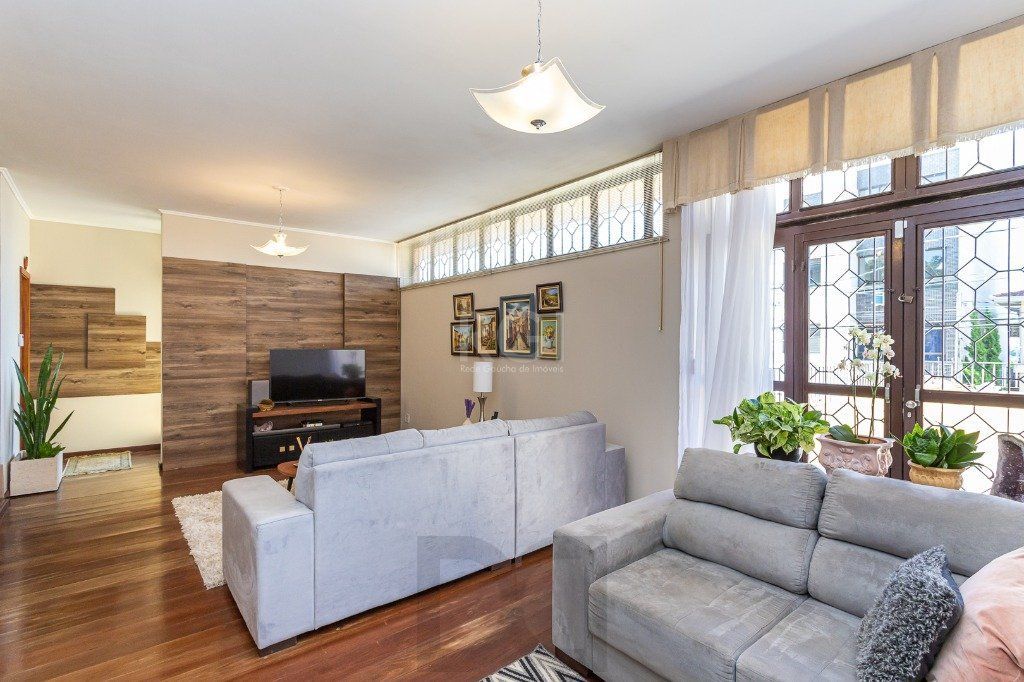 Casa no bairro Petrópolis de 3 dormitórios — foto 4