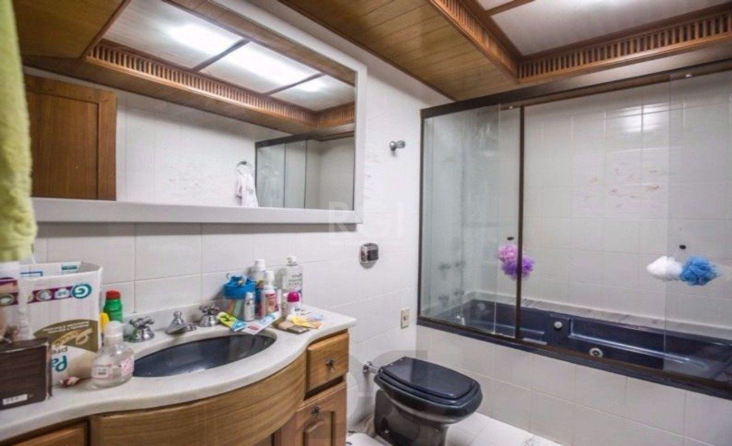 Casa para Venda - 309m², 3 dormitórios, sendo 1 suites, 3 vagas - Medianeira — foto 9