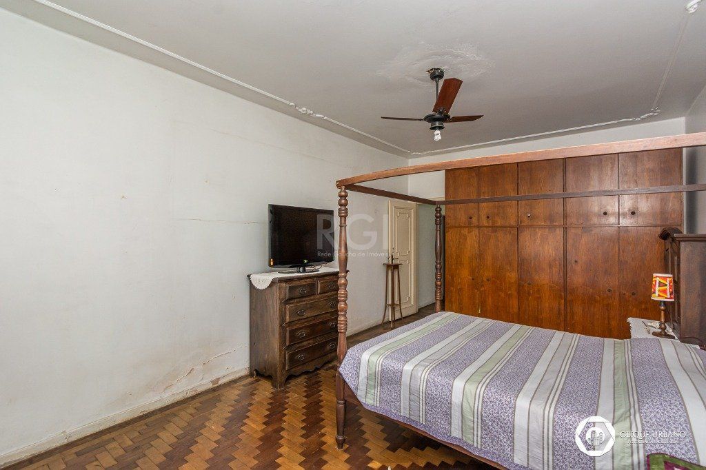 Casa para Venda de 3 dormitórios, no bairro Petrópolis — foto 24