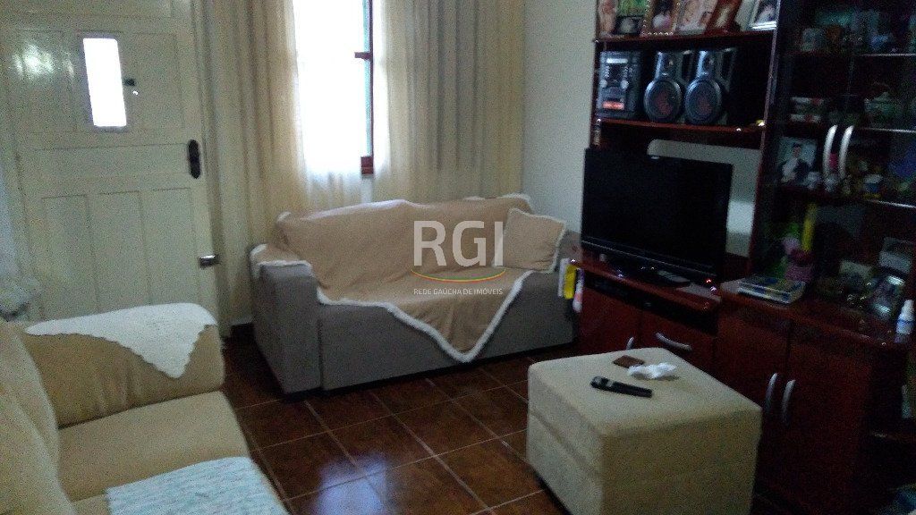 Casa de 3 dormitórios, vagas e pátio - Passo da Areia — foto 4