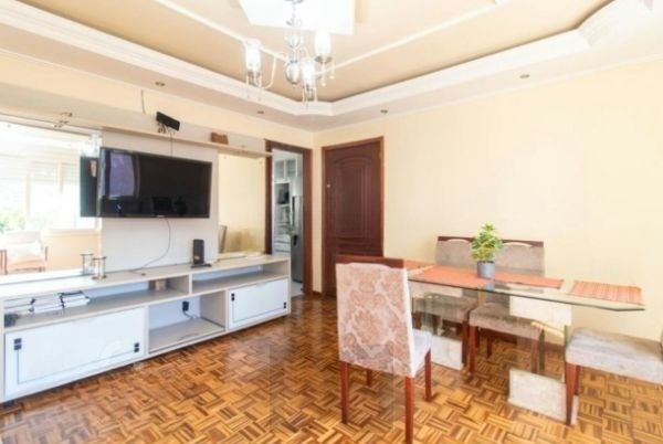 Apartamento no bairro Santana de 2 dormitórios e vaga DESOCUPADO — foto 4