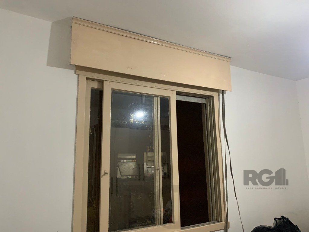 Apartamento 01 dormitório, no bairro Jardim Leopoldina, em Porto Alegre, RS. — foto 8