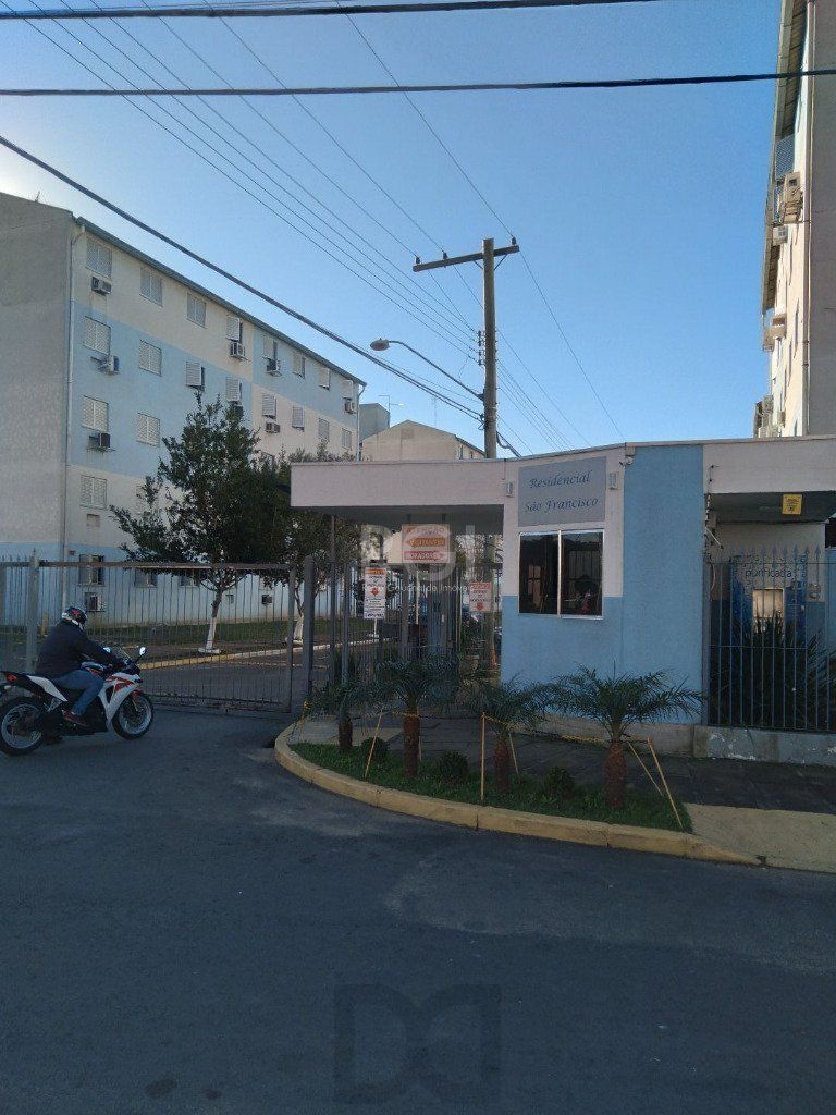 Apartamento para Venda - 38m², 2 dormitórios, 1 vaga - Rubem Berta — foto 1