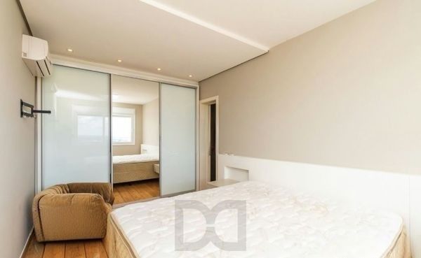 Apartamento no bairro Higienópolis de 2 dormitórios e 2 vagas — foto 16
