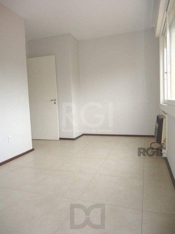 Apartamento de 2 dormitórios e vaga no Jardim do Salso — foto 9