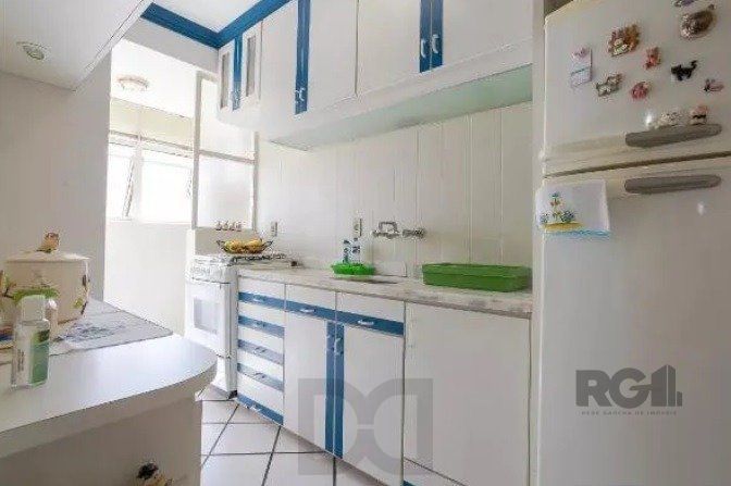 Apartamento no Petrópolis de 1 dormitório e vaga — foto 10