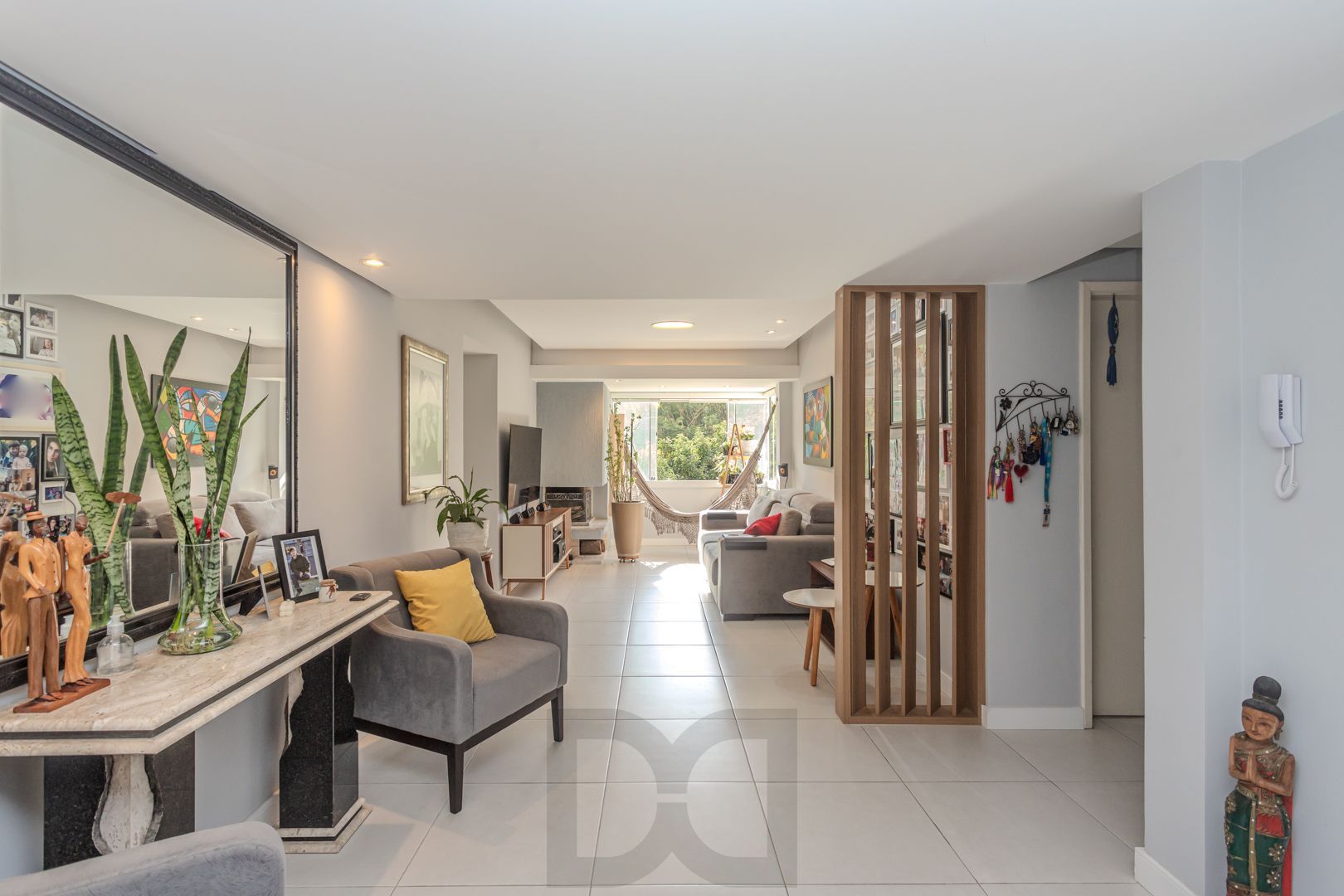 Apartamento diferenciado no bairro Nonoai de 3 dormitórios  2 vagas e infra — foto 17