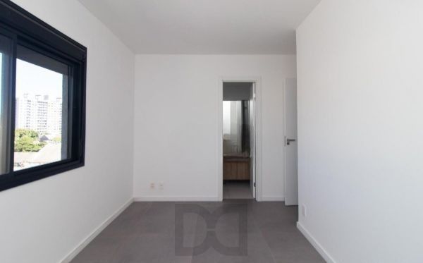 2 DORMITÓRIOS COM SUÍTE E CHURRASQUEIRA, VISTA PANORÂMICA, VAGA COBERTA E INFRA COMPLETA NO FREITAS 300!!! — foto 14