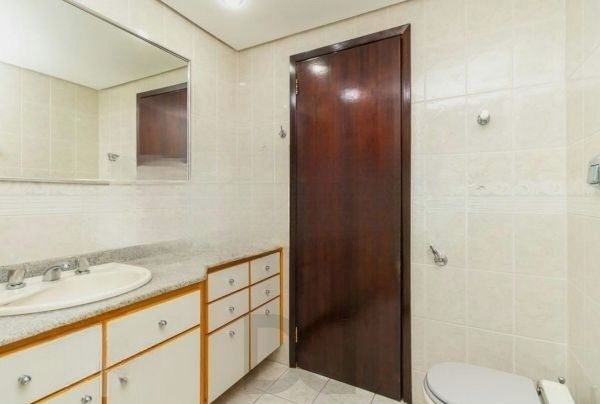 Apartamento no bairro Petrópolis de 3 dormitórios e vaga — foto 10
