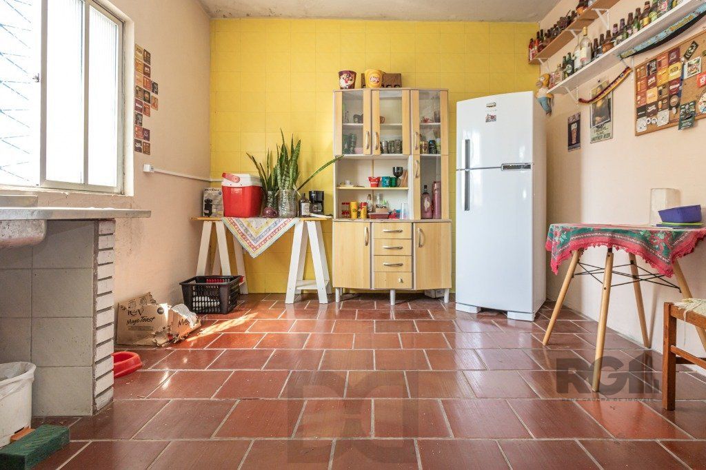 CASA COMERCIAL E RESIDENCIAL NO MIOLO DO BAIRRO SANTANA — foto 18