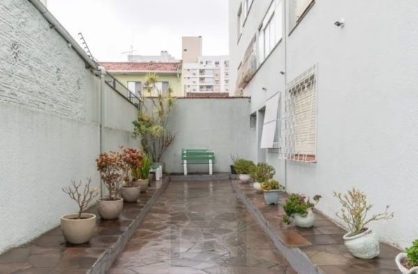Apartamento Garden - Térreo com Pátio no bairro São Sebastião de 2 dormitórios — foto 19