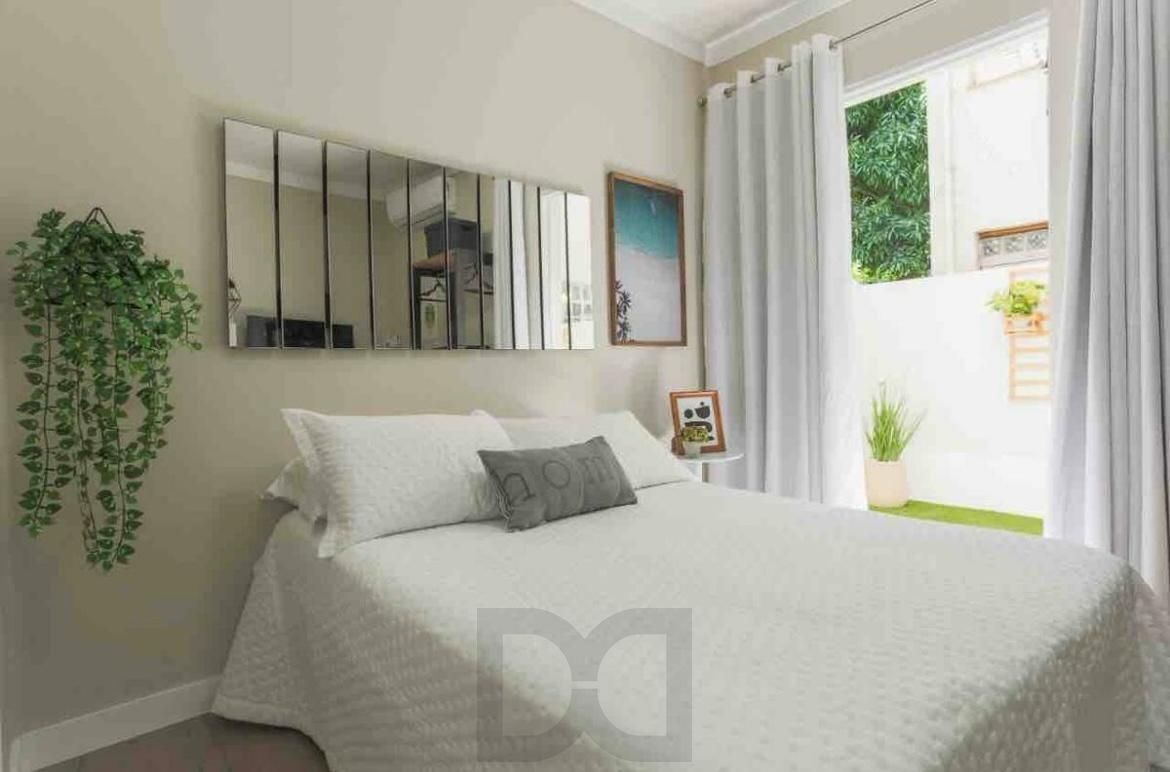 Apartamento Térreo com pátio na Cidade Baixa de 1 dormitório MOBILIADO — foto 9
