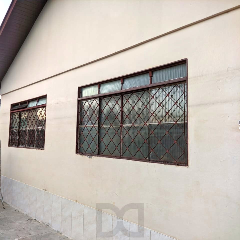 Casa no Sarandi de 2 dormitórios e pátio com piscina — foto 22