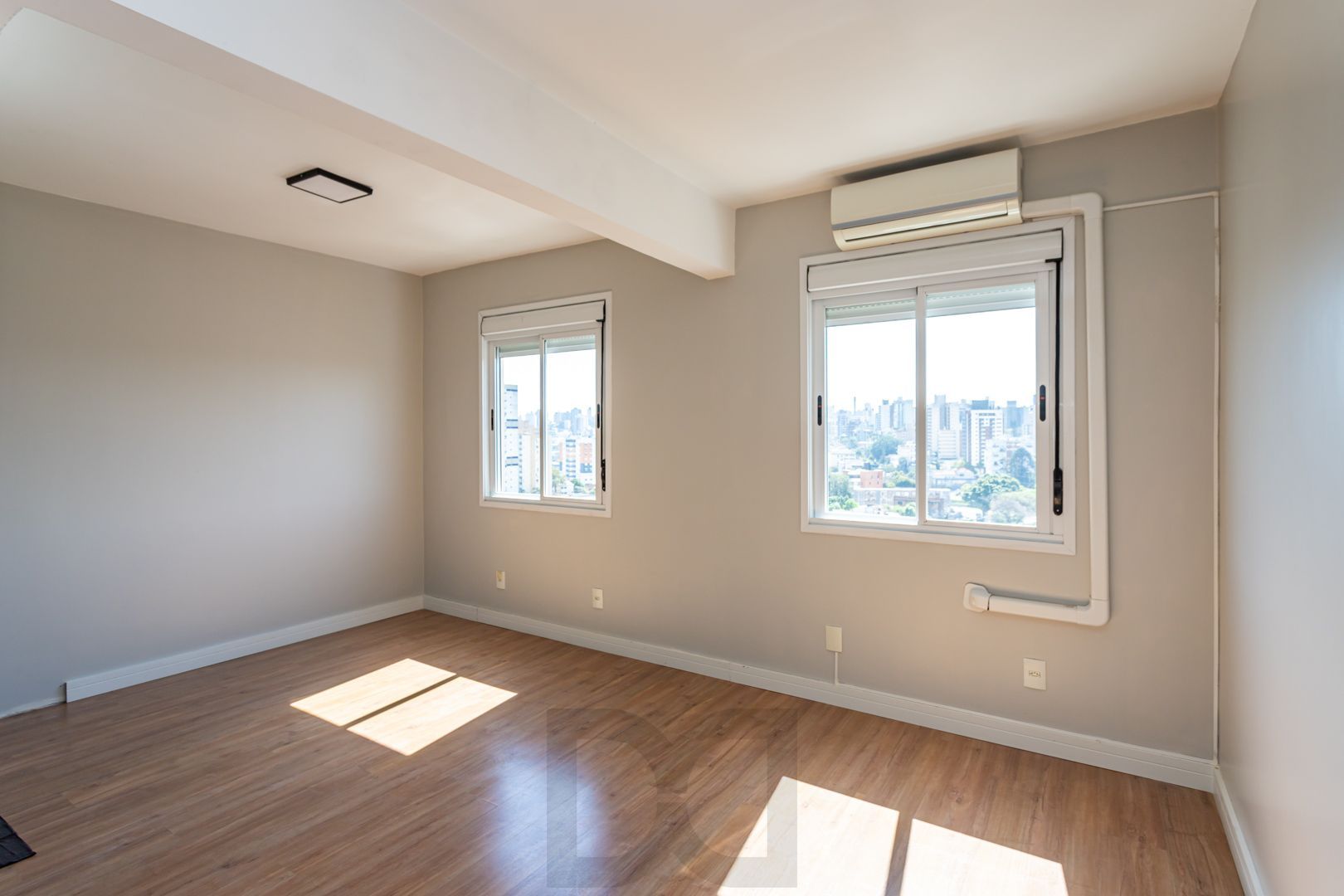 Apartamento para Venda no Partenon de 3 dormitórios 1 vaga — foto 19