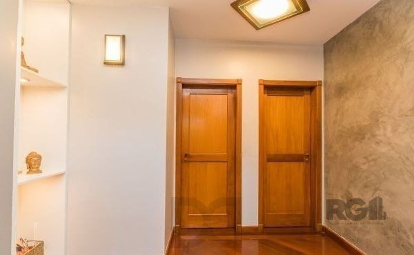 Casa sobrado no Cristal de 3 dormitórios e 3 vagas — foto 12