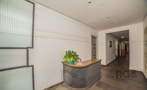 Apartamento de 2 dormitórios no bairro Cidade Baixa — foto 17