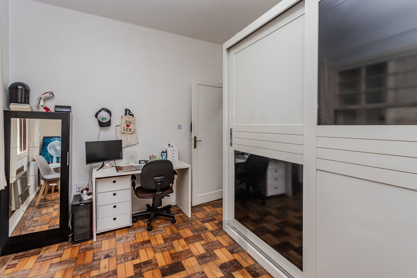 Apartamento na Cidade Baixa de 2 dormitórios — foto 13