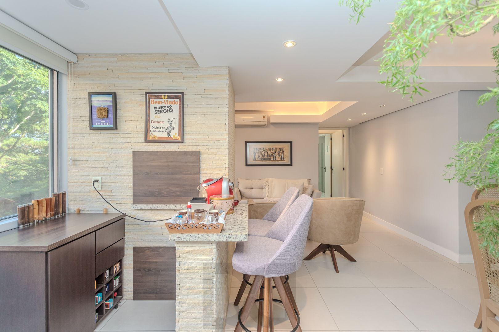 Apartamento diferenciado no bairro Nonoai de 3 dormitórios  2 vagas e infra — foto 10