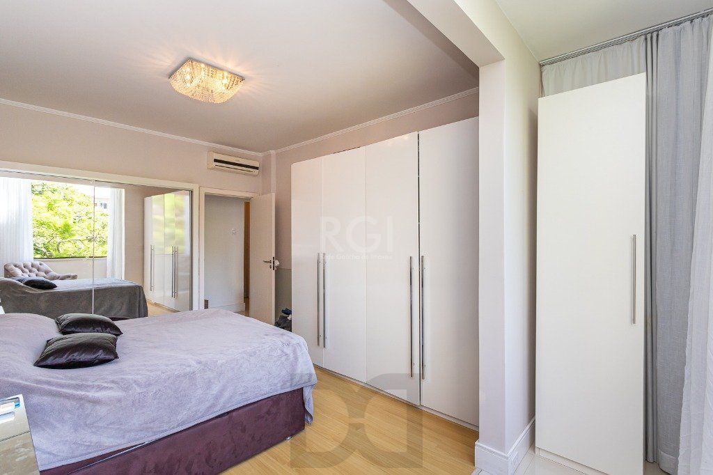 Apartamento no Centro - 2 dormitórios - reformado e mobiliado — foto 15