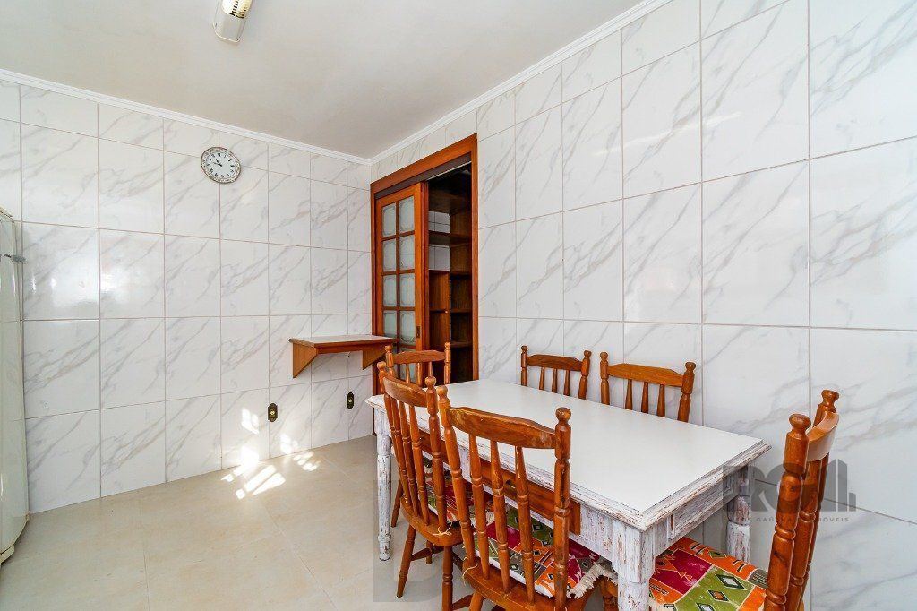 Casa sobrado na zona norte de 3 dormitórios 3 vagas e piscina — foto 11