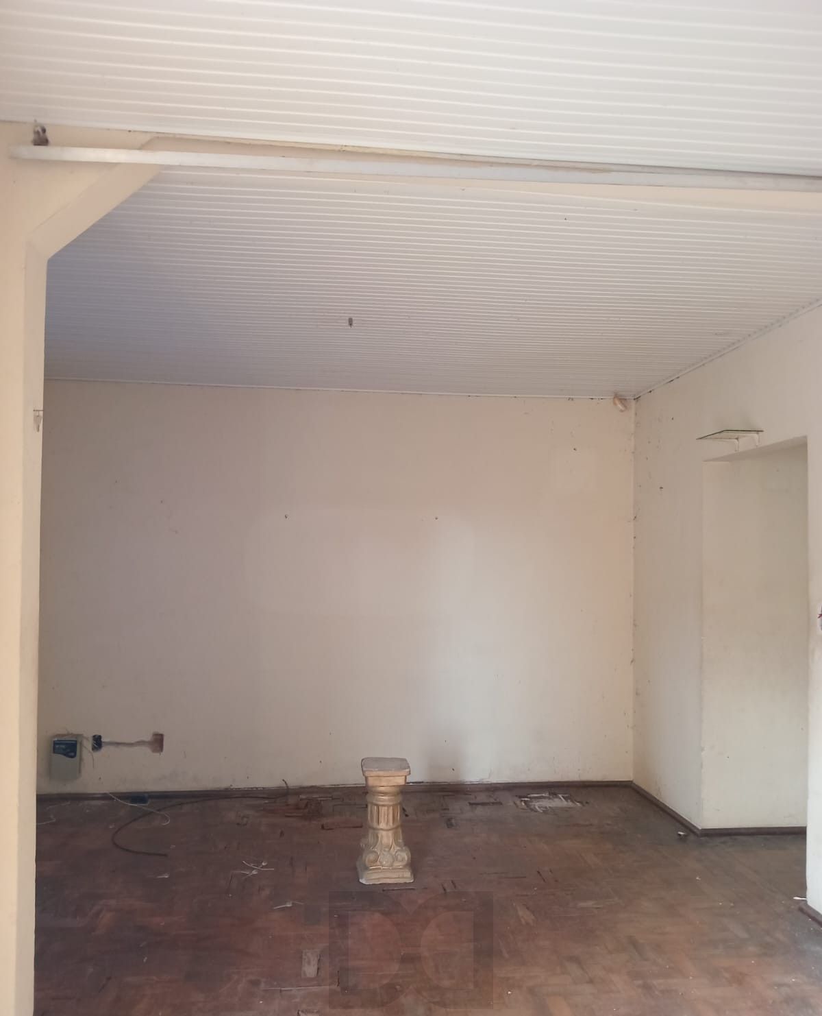 Casa no bairro Nonoai de 3 dormitórios e pátio — foto 10