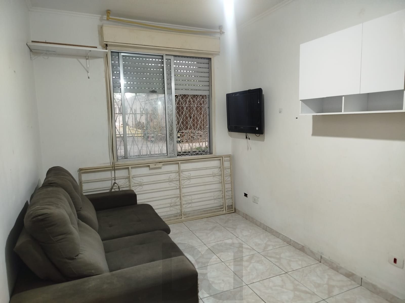 Apartamento no bairro Cristal de 1 dormitório e vaga *rotativa DESOCUPADO — foto 4